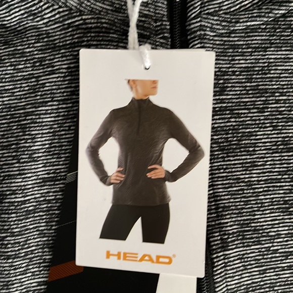 NWT Black and grey pull over - Picture 4 of 8